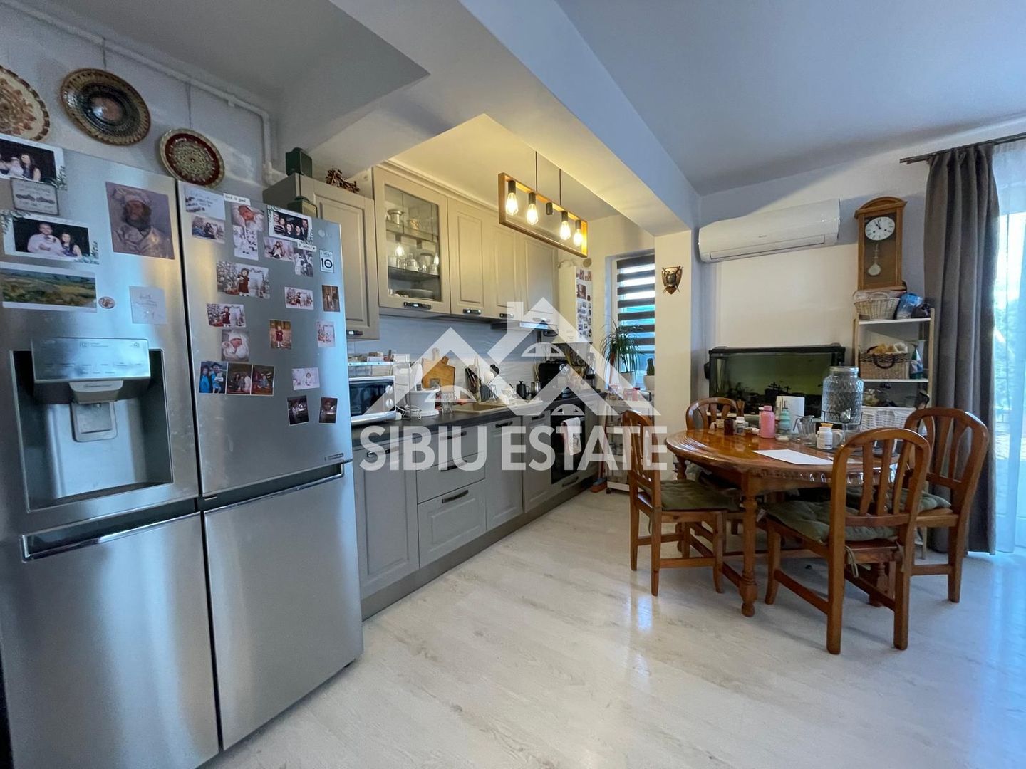 Penthouse modern cu terasă spectaculoasă de 50 mp Belvedere Residence - Poză 4