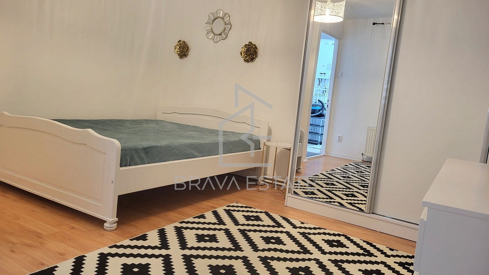 Apartament 2 camere, 2 bai, parcare,  zona Bulgaria - Poză 3