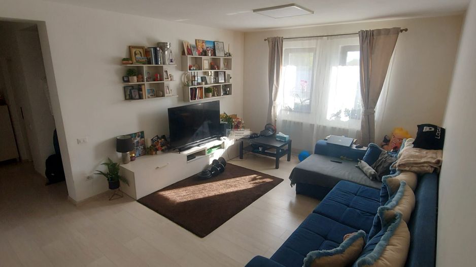 Casa   P+M /Golesti/Vrancea/170.000 neg/teren 1069mp - Poză 4