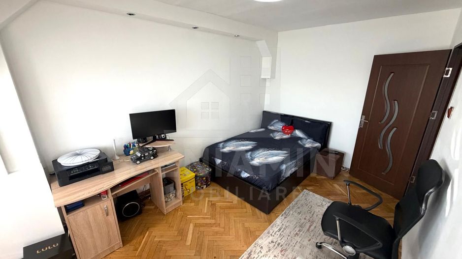 Apartament 2 camere decomandat 1 Mai Parcul Romanescu etaj 3 56mp - Poză 3