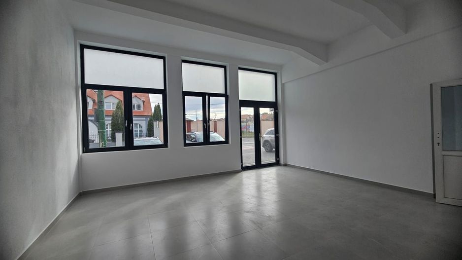 Spații comerciale de închiriat în Cisnădie | 55 mp și 175 mp - Poză 13