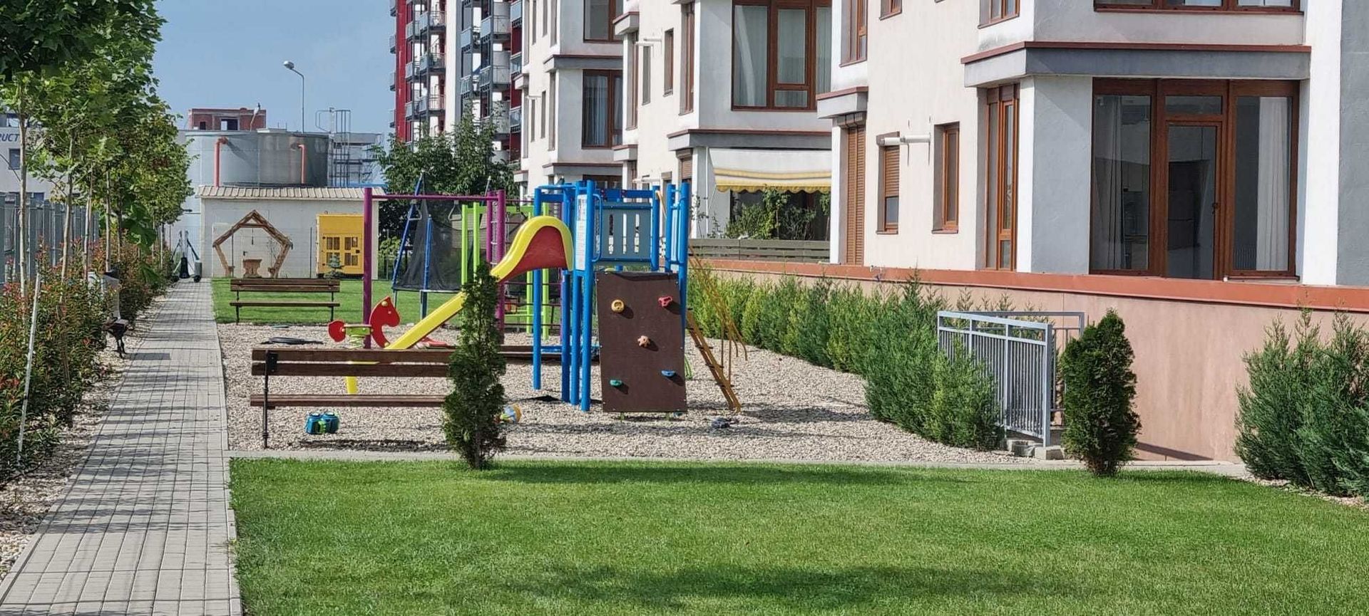 Apartament premium I Terasa 80 mp si loc parcare I Torontalului - Poză 3