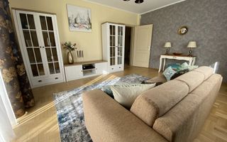 Apartament superb, 3 camere decomandate, terasa 42mp, VIEW - Poză 1