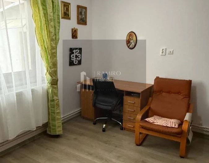 OCAZIE.VILA IN COMUNA BERCENI - Poză 11