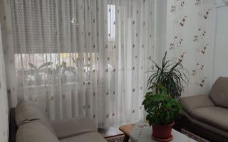 Aparatament 4 camere La Crinu - Poză 3