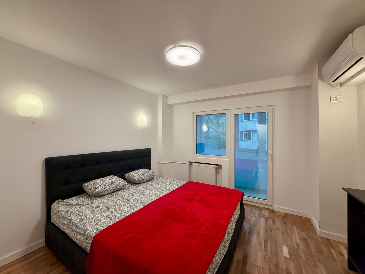 4 camere renovat| boxa | poziție excelenta Universitate - Poză 6