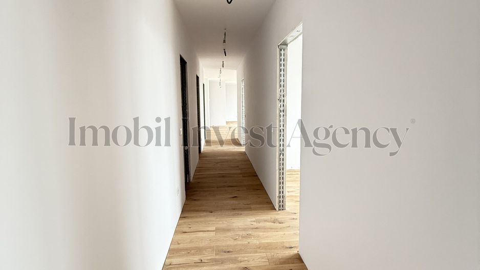 Apartament 4 camere de vanzare Pipera in bloc cu vedere la lac - Poză 14