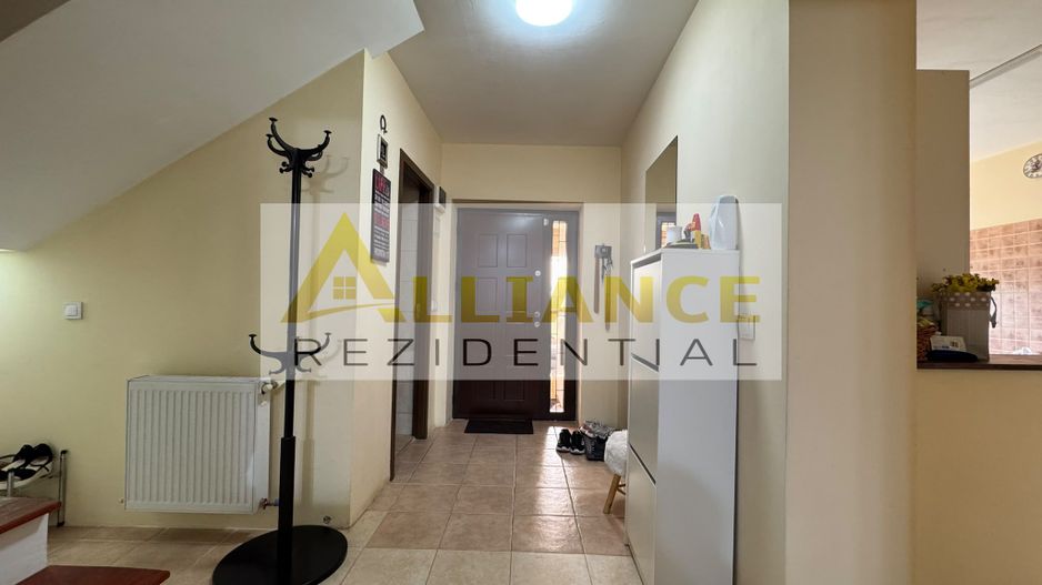 DUPLEX INTREG DE VANZARE CU TEREN 1086 MP - FRUMUSANI - Poză 5