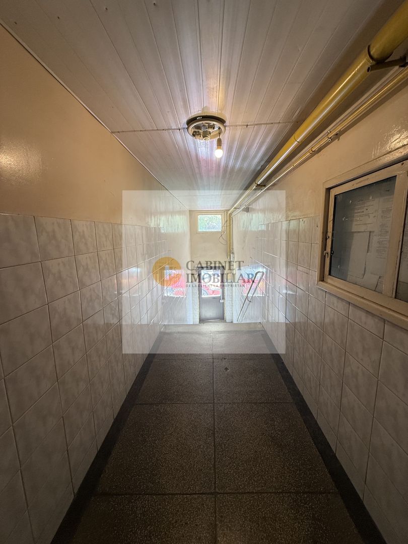 2 camere I Piata Sfintii Voievozi - Victoriei I Parter inalt - Poză 17