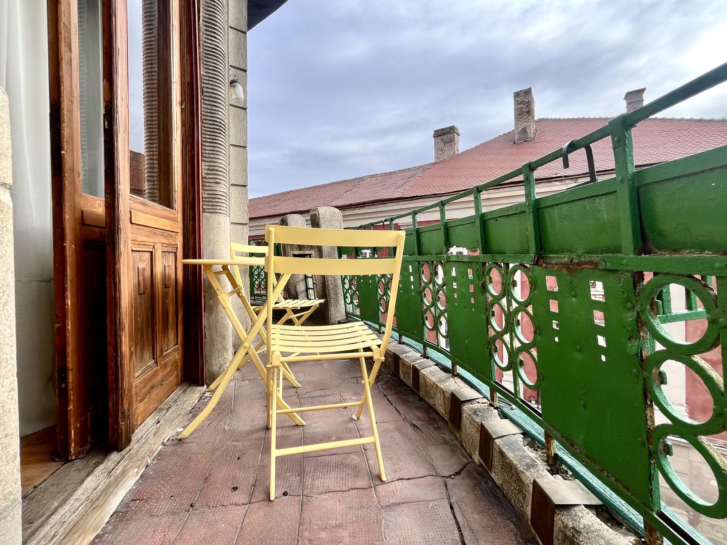 Apartament grandios cu vedere spectaculoasă spre Piața Libertății - Poză 32