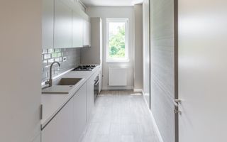 APARTAMENT SUPERB IN ZONA BANEASA  PERFECT PENTRU ACHIZITIE - Poză 5