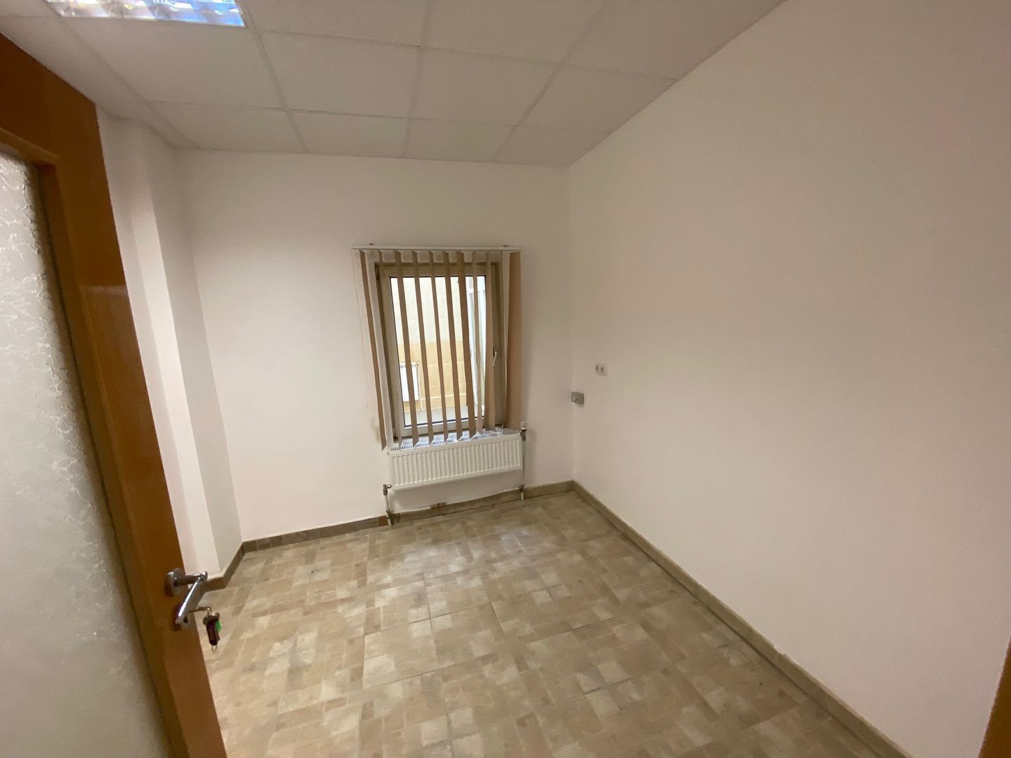 Cladire de birouri zona Olimpia Stadion  suprafață 1.100 mp - Poză 28