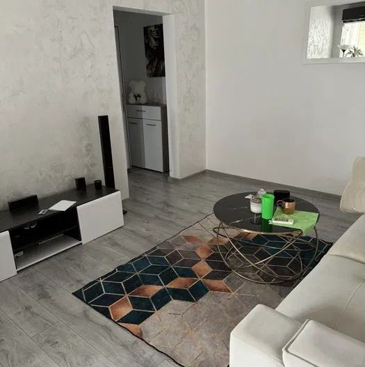 AP. 2 CAMERE - LUJERULUI, BLOC REABILITAT, MOBILAT/UTILAT MODERN - Poză 3