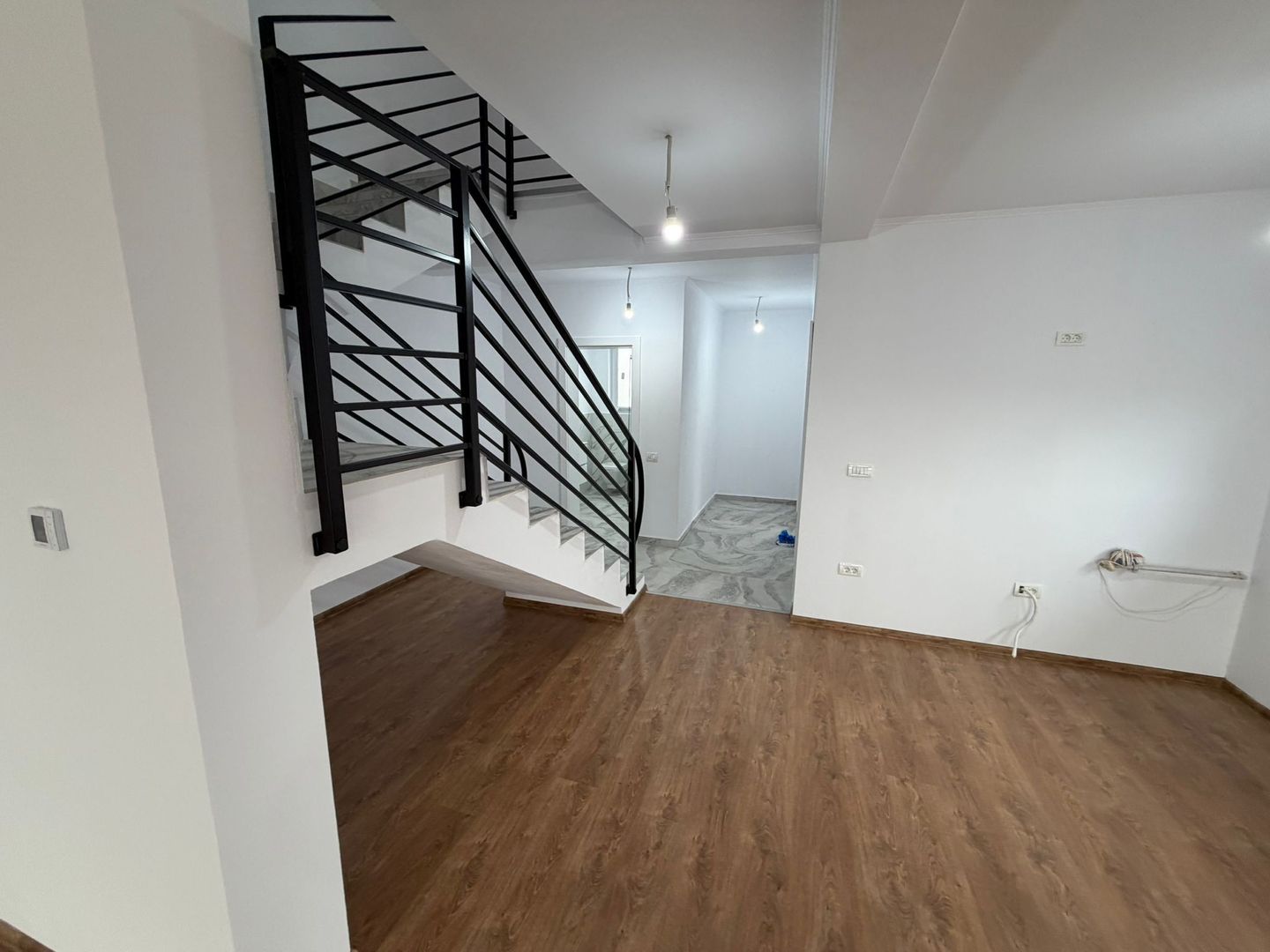 COMISION 0%, Casa Individuala, 4 Camere, 105 mp si 350 Teren, SACALAZ - Poză 6