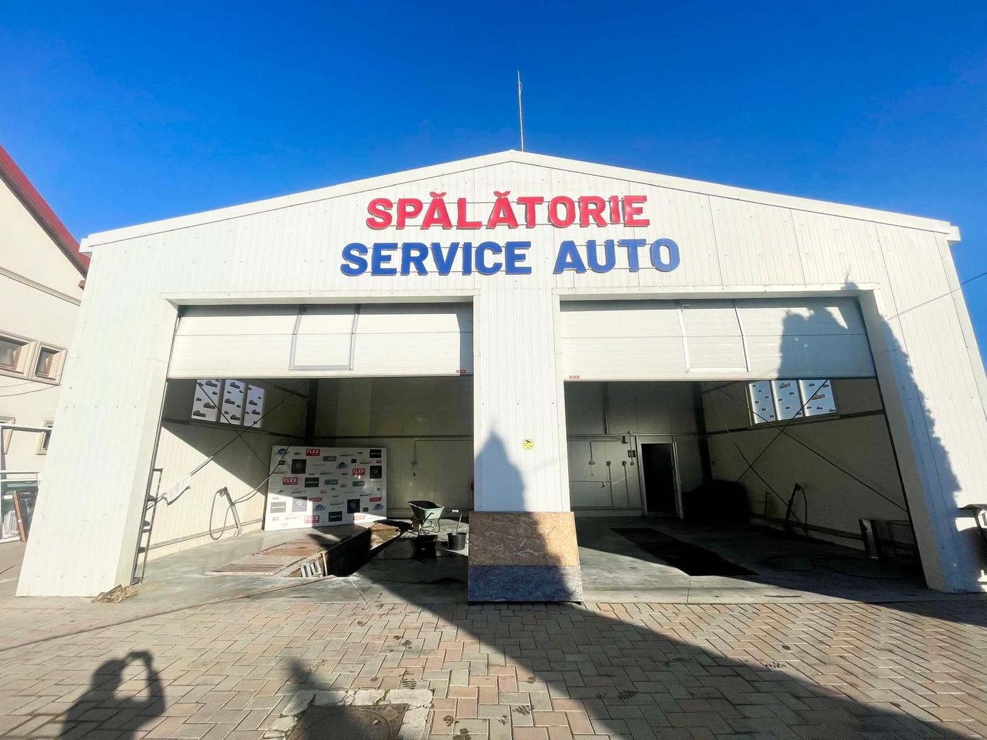 SPATIU SPALATORIE AUTO | 140 MP | VAD EXCELENT | RADAUTI - Poză 2