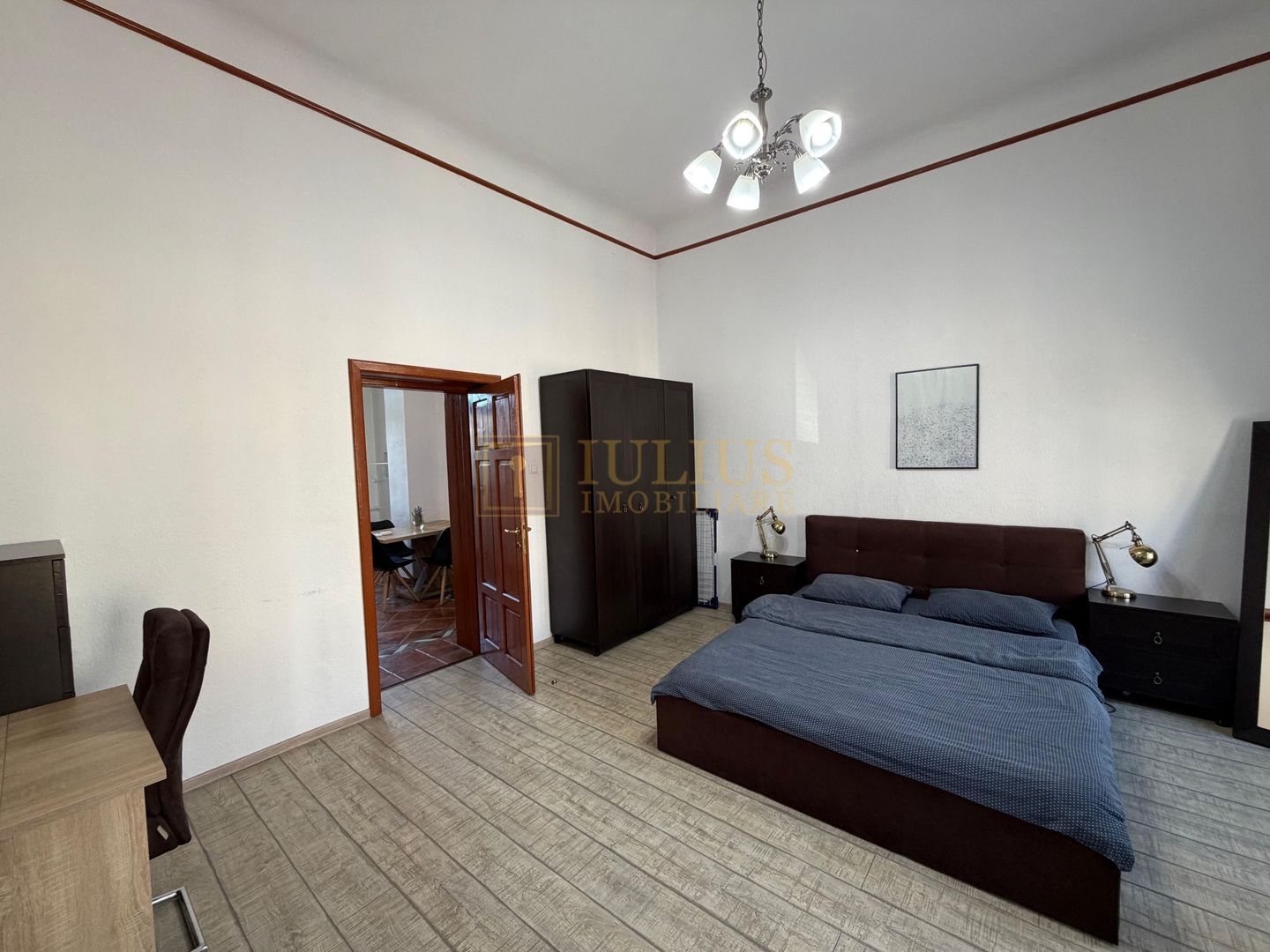 Cladire Istorica - Piata Unirii| 2 dormitoare| tavane inalte| apartament superb| - Poză 3
