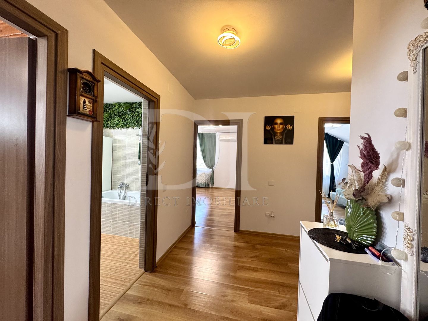 Apartament 81 mp / complet decomandat / Zona Eroilor - Poză 12