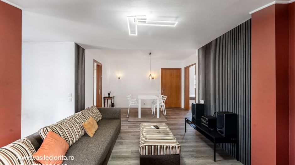 Apartament 3 camere str.Popa Nan,renovat 155000 eur - Poză 11