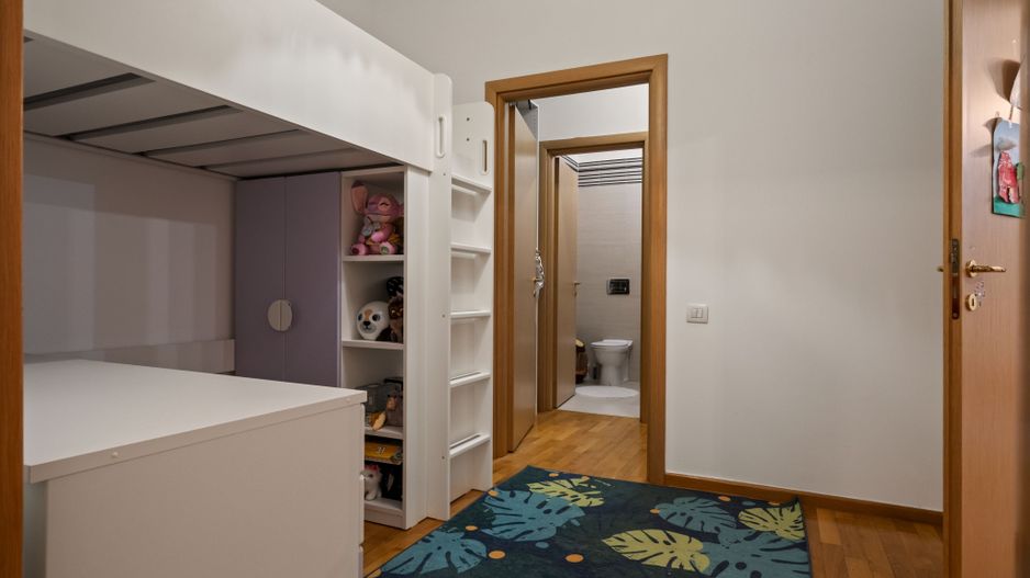 3 camere etaj 1 | Loc parcare | Doua bai | Herastrau - Sos Nordului - Poză 10