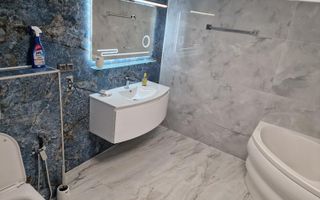 Inchiriere duplex  Premium 5 camere ( Parter+Demisol ) in vila Piata Romana - Poză 7