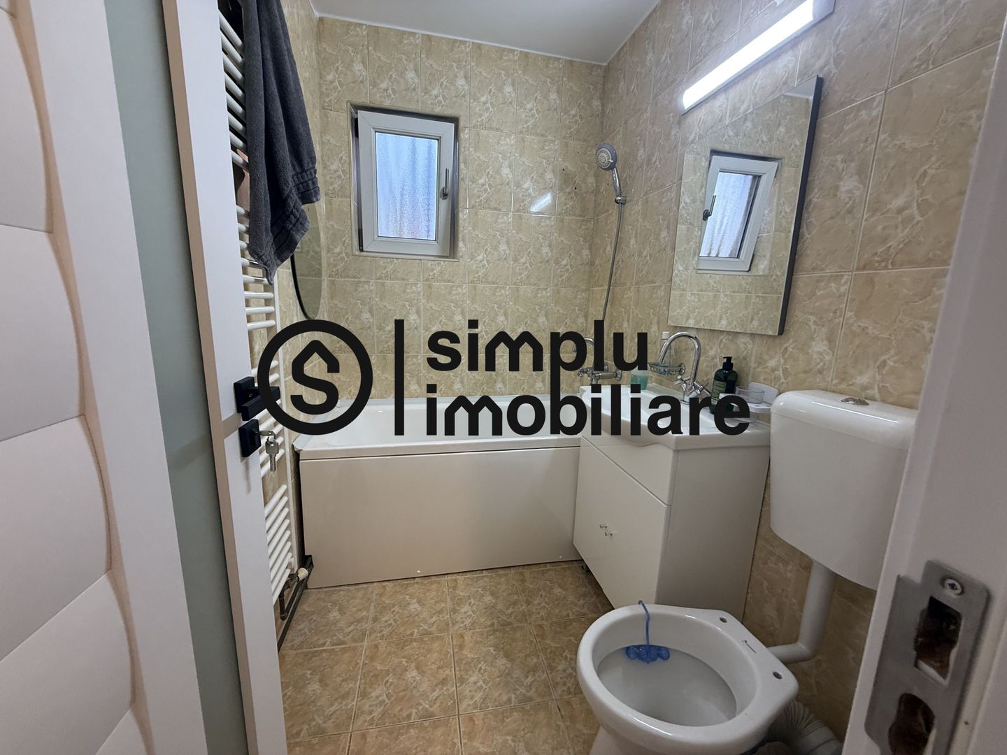 3 camere, et 2, centrala termica, 1 Mai ( Insula ) - 126 000 Euro- - Poză 25