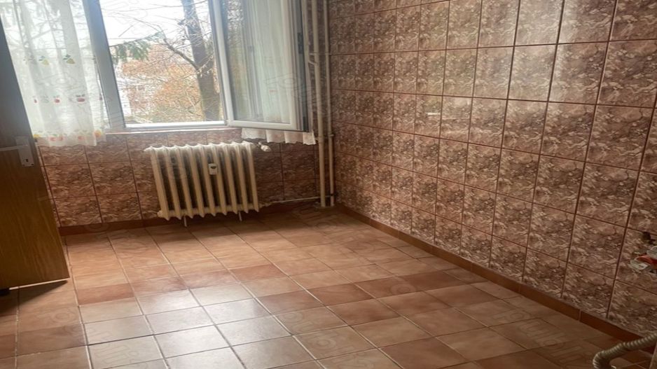 Ap. 3 cam de vanzare 64 mp Et. 2/4 An 1974 Brancoveanu -Progresu - Poză 5