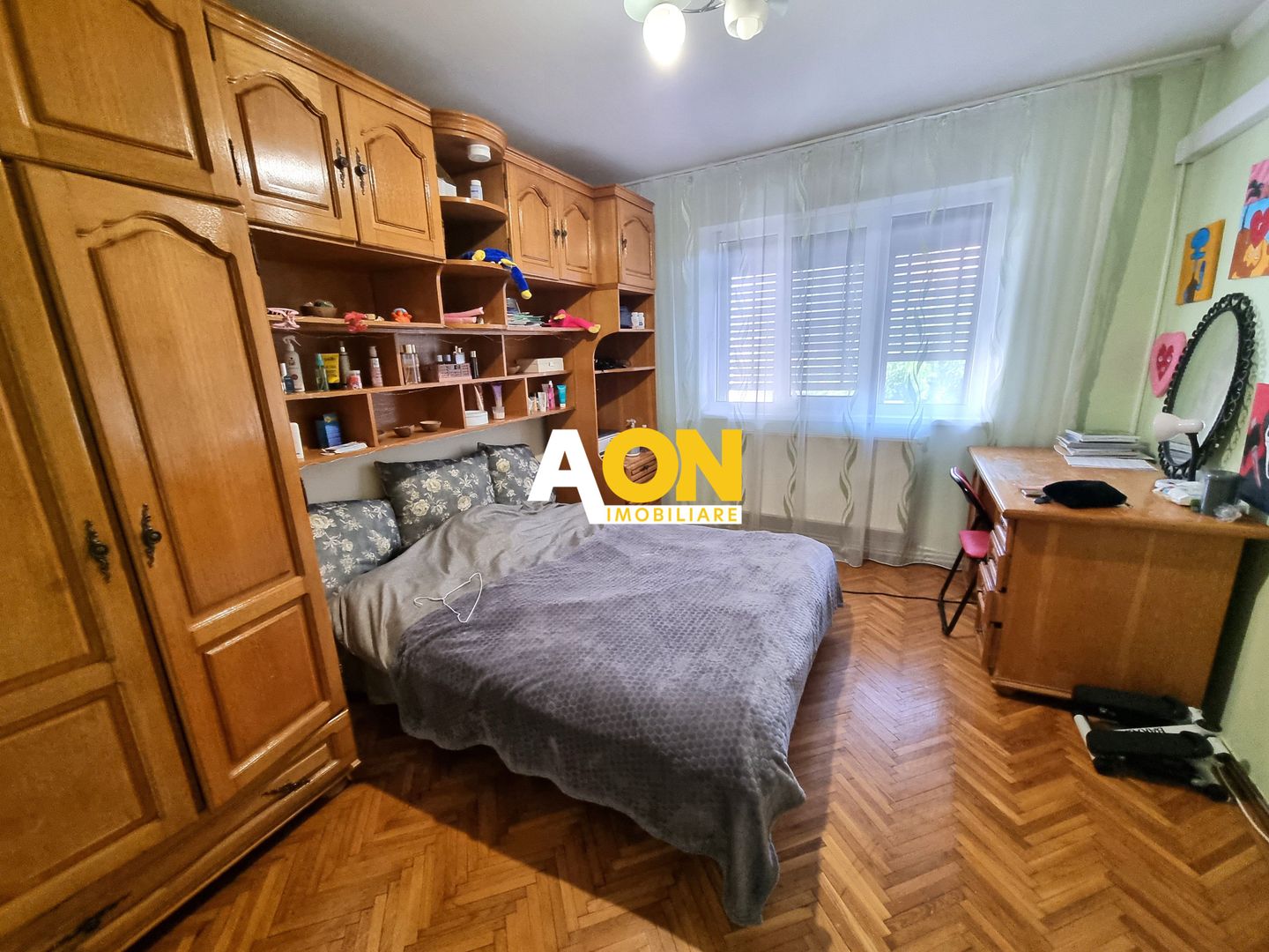 De inchiriat apartament 3 camere, zona Piata, Cetate - Poză 4