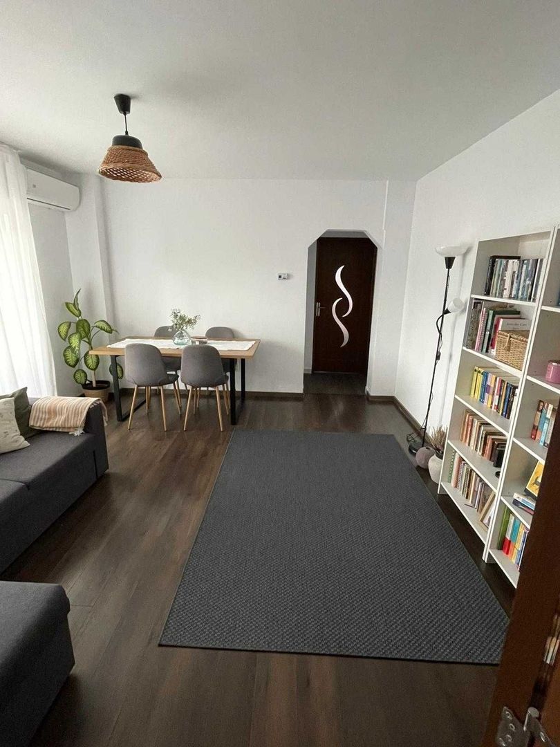 BRASADAS vinde ap 3 cam etaj 1 pe Careiului. - Poză 3