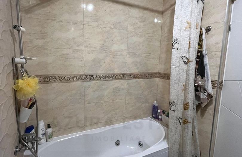 Apartament 76 mp utili 2 bai 2 balcoane parcare subterana in Turnisor - Poză 9