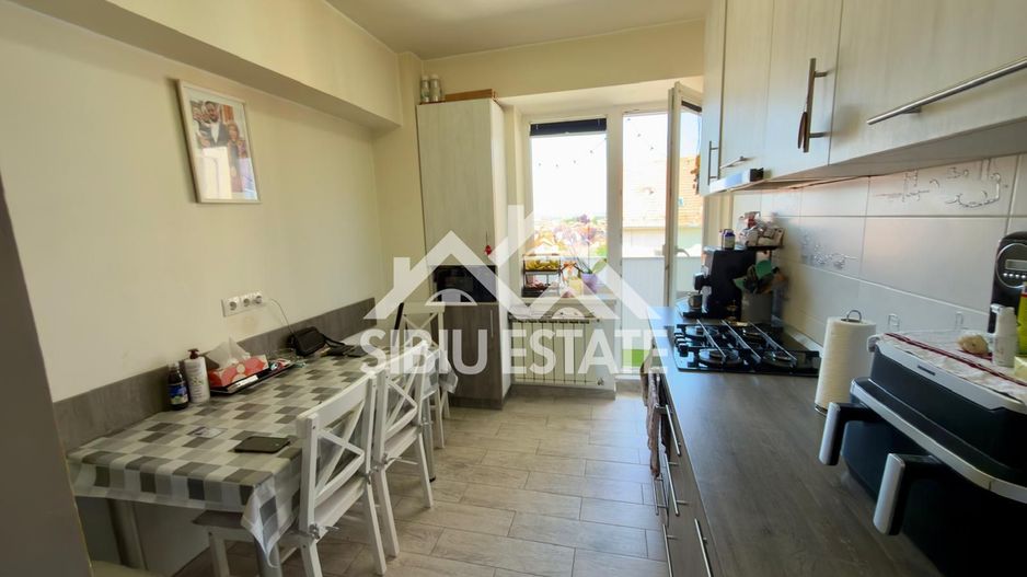 Apartament 75 mp. 3 camere 3 balcoane  decomandat in Sibiu- Terezian - Poză 5