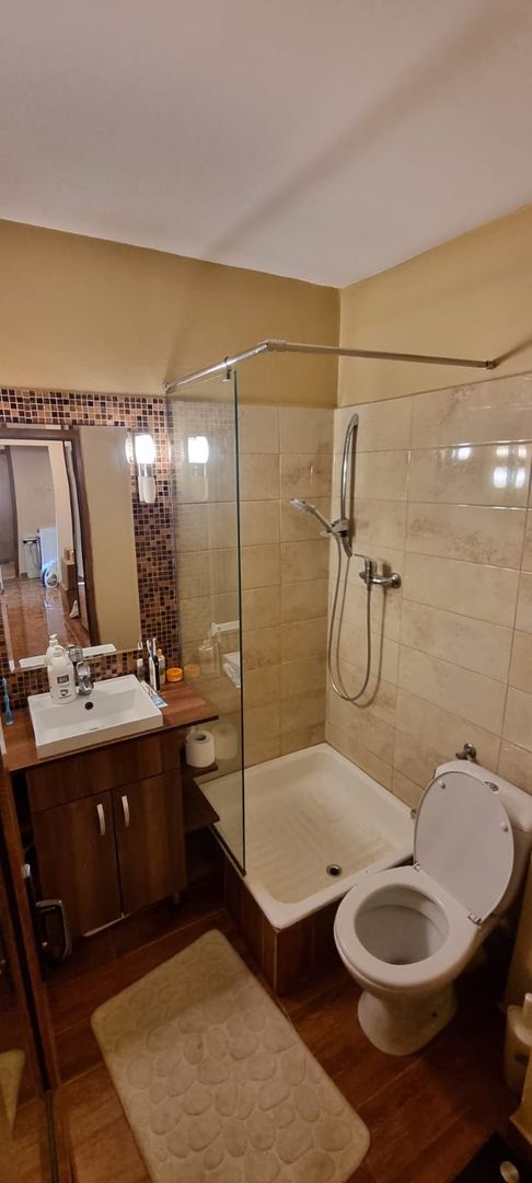 Aradului | 4 camere | Decomandat| Etaj intermediar | 3 balcoane si boxă - Poză 8