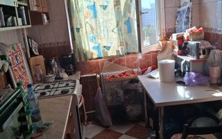 OCAZIE 3 CAMERE METROU GORJULUI - Poză 20