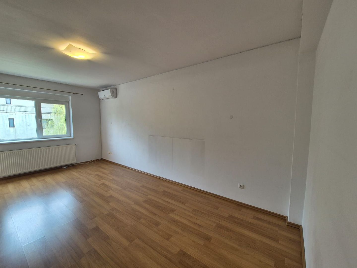 Inchiriere vila 5 dormitoare S + P + 1E + M zona Erou Iancu Nicolae - Poză 18