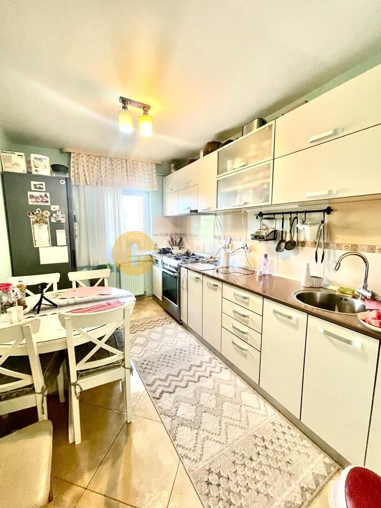 Pacurari-Canta Apartament 3 camere decomandat- 2 bai - Poză 6