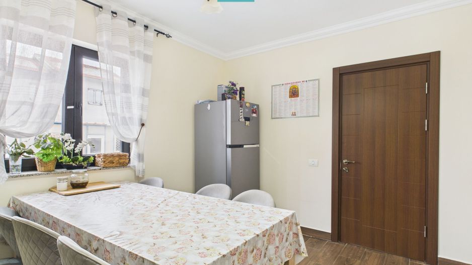 Casă în Giarmata P+1- zona dezvoltată + utilități - Poză 5