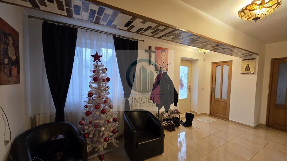 Casa moderna cu etaj si piscina, terasa si teren 700 mp – Simeria, HD - Poză 6
