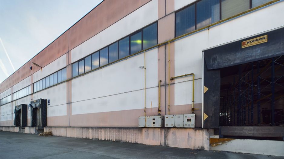 Spațiu industrial cu birouri - Zona Șagului - Poză 11