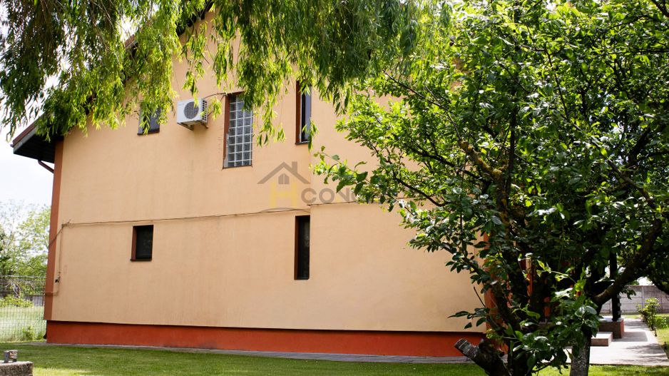 Vila spatioasa pt doua familii 10 camere Clinceni Monumentul Eroilor - Poză 2