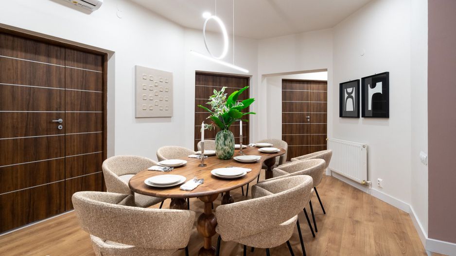Apartament Premium cu 4 Camere | Ultracentral | GalDan Apartments - Poză 2