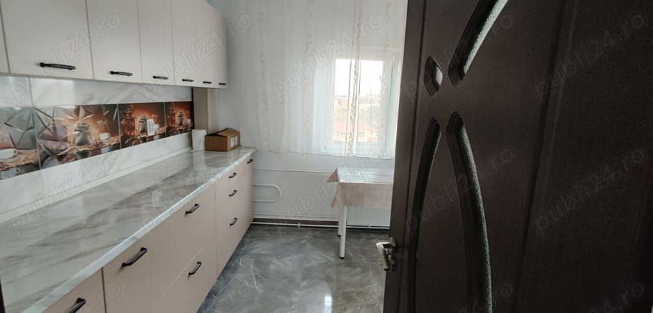 Închiriere apartament 3 camere Dna Ghica-Str. Pâncota nr 9 - Poză 1