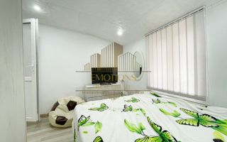 OCAZIE | Casa 3 camere - curte comuna - central | P+M - Poză 2