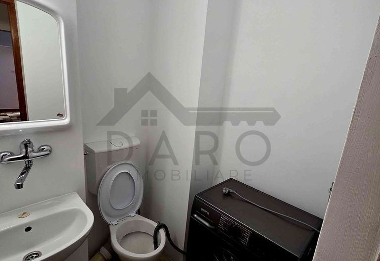 Vând apartament 3 camere - Poză 11