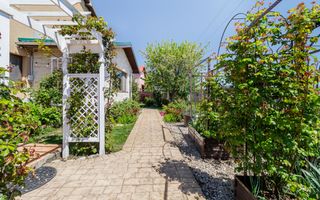 Casa cu suflet si gradina spectaculoasa - Poză 6