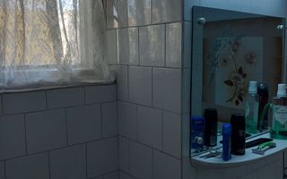 Vand apartament 3 camere, decomandat, in zona ultracentrala - Poză 4