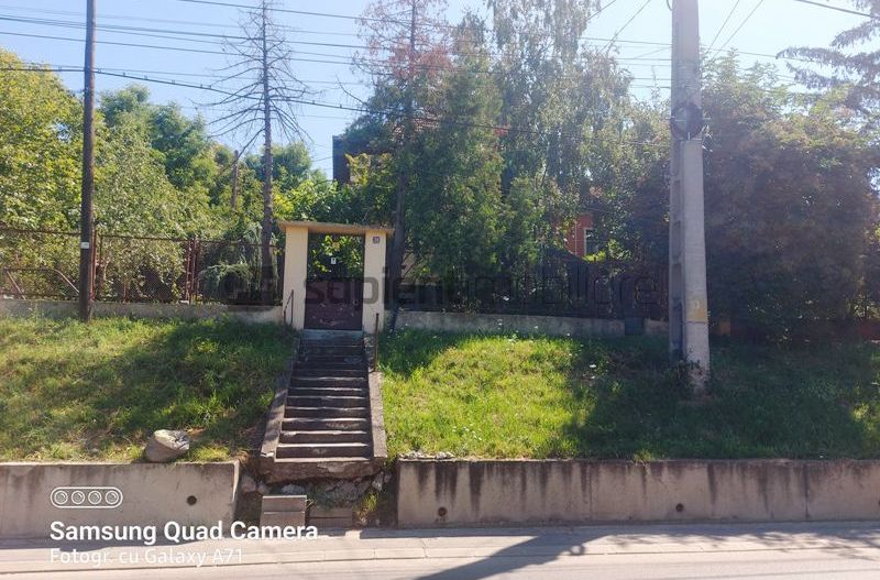 Casa cu 6 camere str.E Teodoroiu - Poză 34