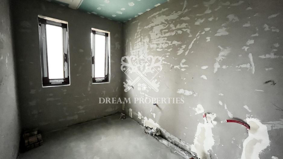 Casa de vanzare 120 mp, 4 camere,3 bai, teren 350 mp, DEZMIR - Poză 10