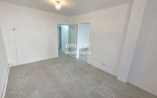 DE ÎNCHIRIAT - Spațiu birouri - Apartament cu 3 camere, parter, zona CENTRU; - Poză 7