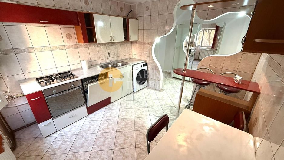 3 Camere - Etaj 1 - Rond Podu Ros - Poză 1