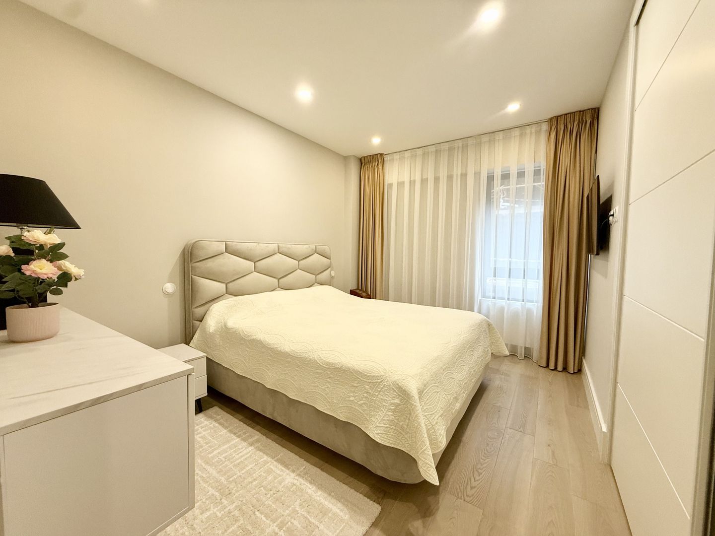 Apartament 3 Camere | Lux | Triana Pipera | Loc de parcare subteran - Poză 12