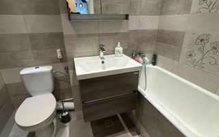 Apartament 3 camere la etajul 2, decomandat! Zona Petrom Manastur! - Poză 9